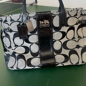 Genuine COACH Hobo Logo Shoulder Bag / Hand Bag